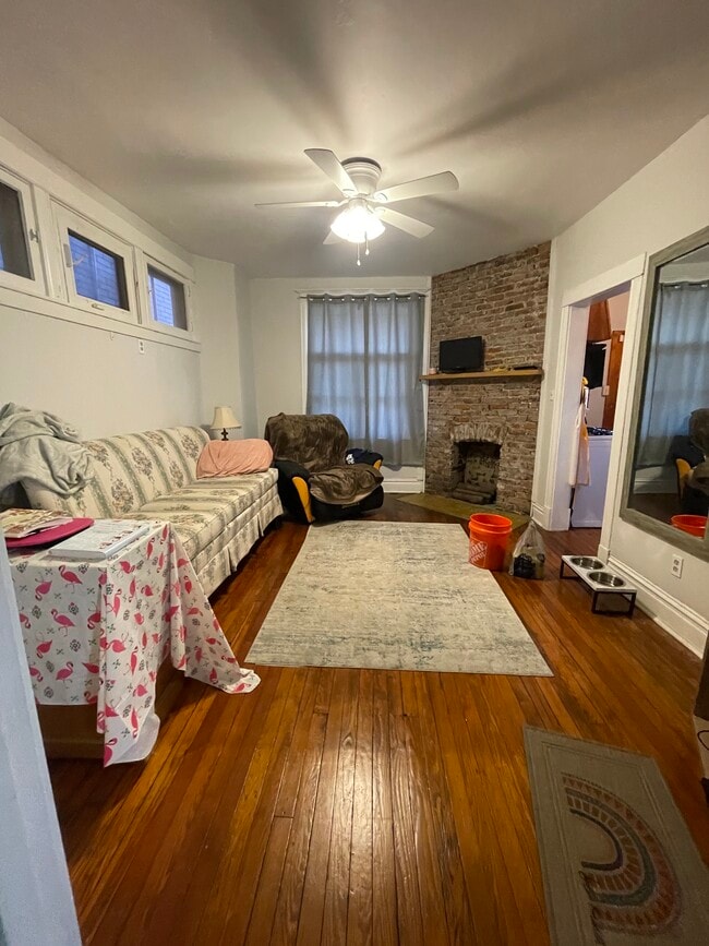 Photo - 82 Estella Ave House