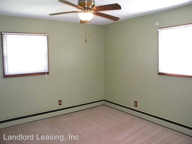 Building Photo - 3 br, 1 bath House - 2520 "G" Street