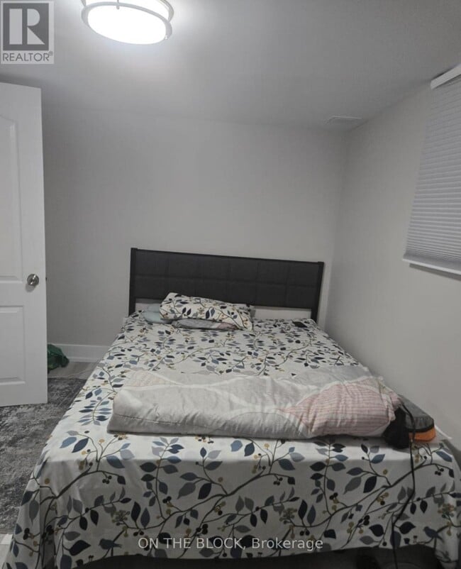 Building Photo - 103 Fitzgibbon Ave