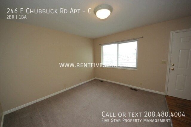 Foto del edificio - 246 E Chubbuck Rd