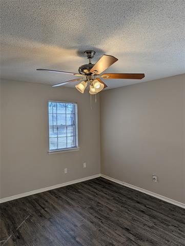 Foto del edificio - 424 Langley Ave