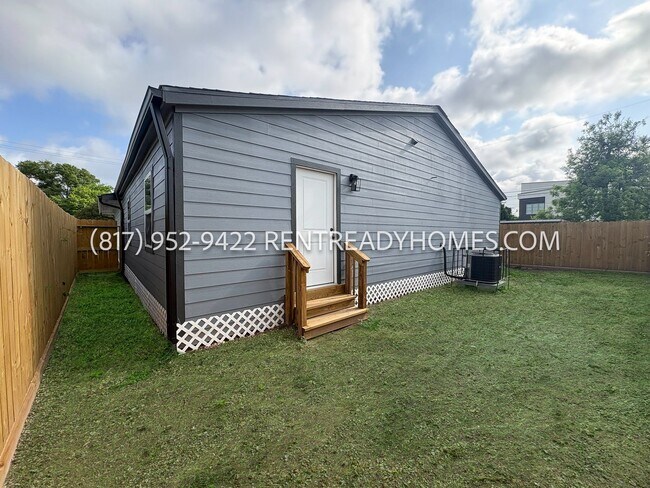 Foto del edificio - 1416 Fairbanks St