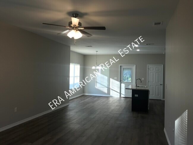 Foto del edificio - 714 Robinson Ave E