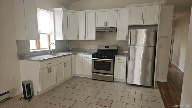Building Photo - 79-31 67th Rd
