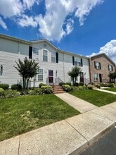 Building Photo - 1069 Blue Ridge View Cir