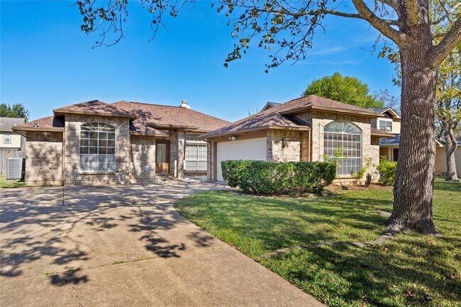 Building Photo - 3815 Bartons Ln