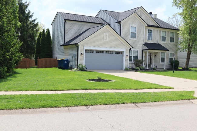 Building Photo - 12115 Flagstone Dr