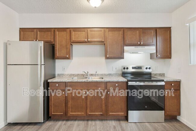 Foto del edificio - 1324 E Taylor St