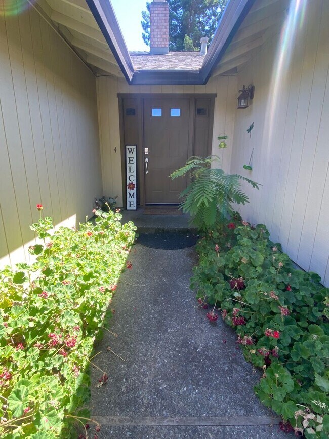 Oakside Student Apartments for Rent Davis, CA 1 Rentals