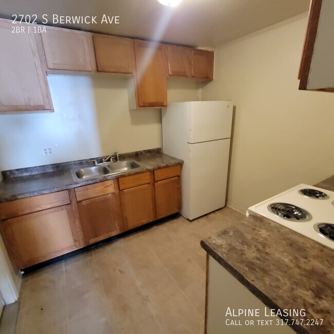 Building Photo - 2702 S Berwick Ave