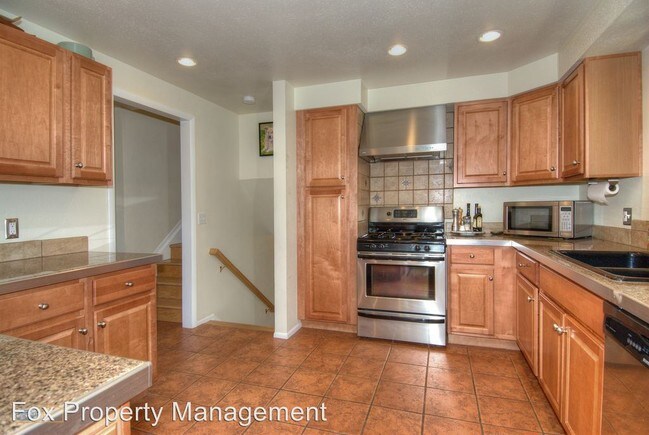 Building Photo - 4230 Eutaw Dr