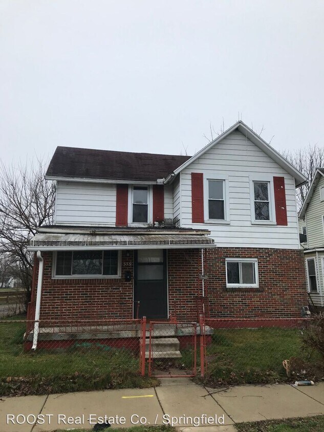 Primary Photo - 4 br, 2 bath House - 559 W Euclid Ave