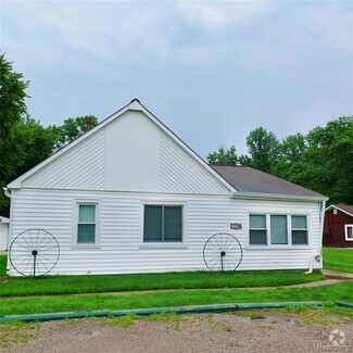 Building Photo - 48677 Sugarbush Rd