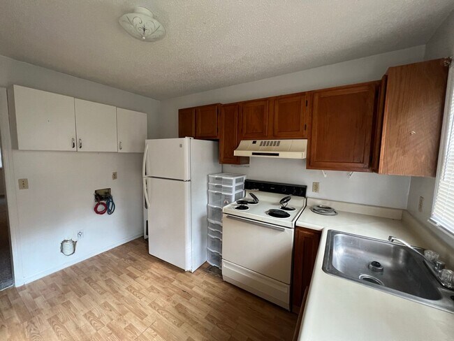 Building Photo - 130 Billy Mikell Rd.