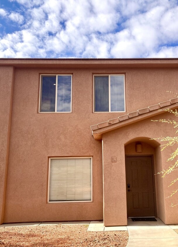 300 N 300 E, Kanab, UT 84741 Townhome Rentals in Kanab UT