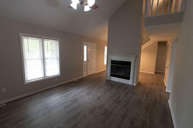 Foto del edificio - 4836 Meadow Lark Ln