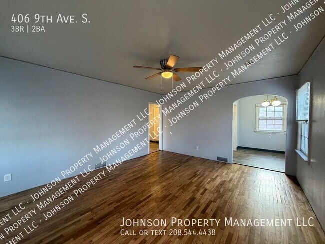 Foto del edificio - 406 9th Ave S