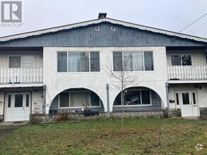 Building Photo - 2165 Prairie Ave