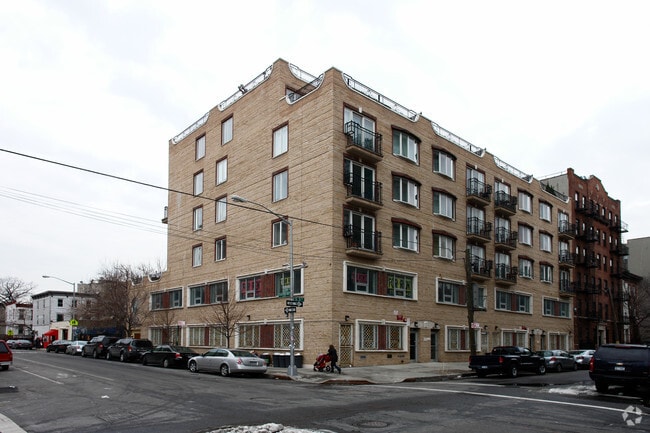 91 S 3rd St - 91-99 S 3rd St