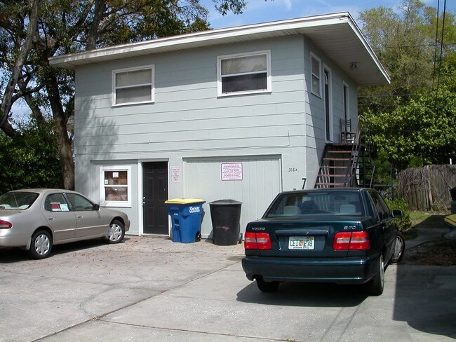 Foto del edificio - 108-112 S Highland Ave