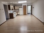 Foto principal - 7846 Highland Scenic Dr