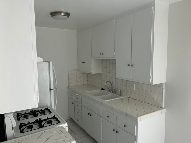 cocina - 320 Welcome St