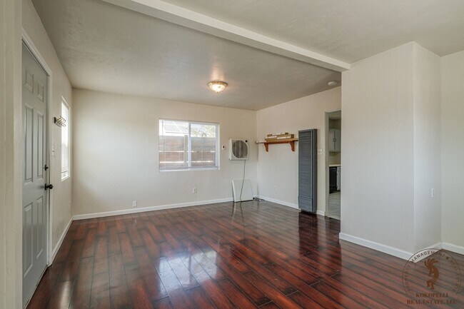 Foto del edificio - 540 W 8th St