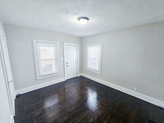 Foto del edificio - 712-712 N Bosart Ave