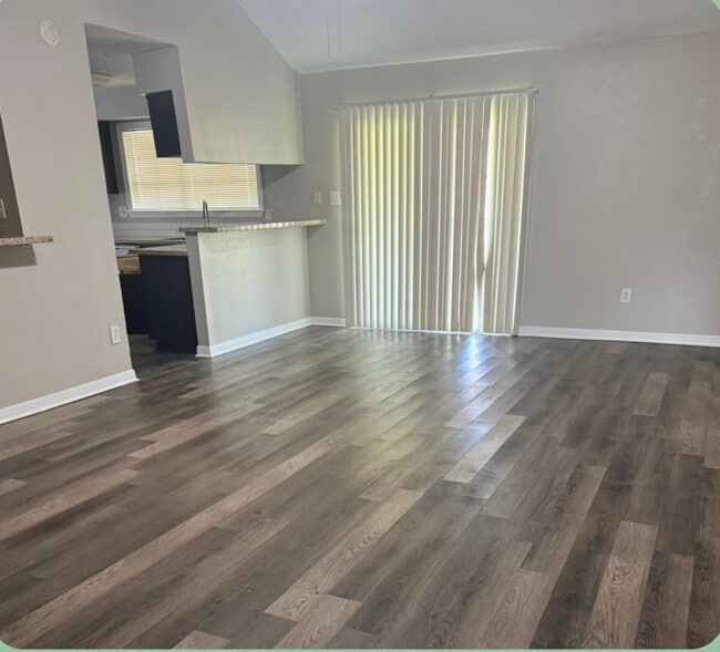 Foto del edificio - 23314 Pennsgrove Rd