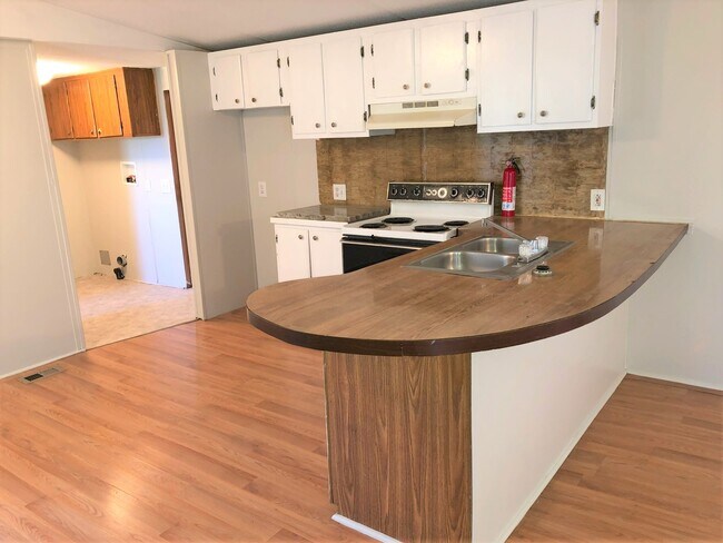 Foto del edificio - 2787 S Hill Rd