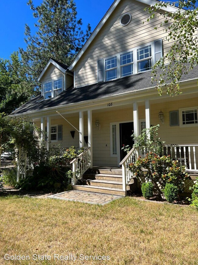 Building Photo - 4 br, 2 bath House - 108 Clark St