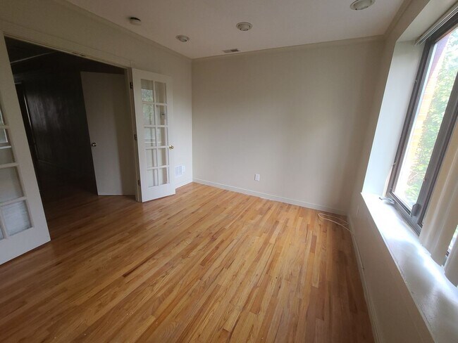 Foto del edificio - 815 S 4th St