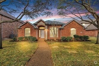 Building Photo - 7559 Seawood Dr
