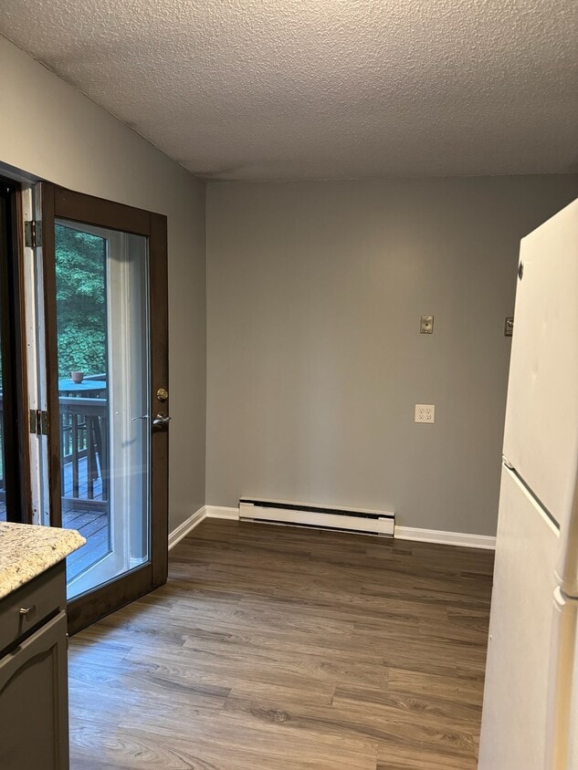 Building Photo - 2 Waldron Ln