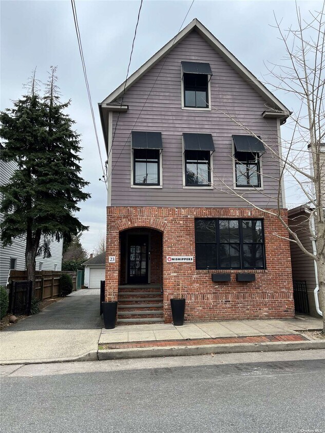 Primary Photo - 23 Spring St