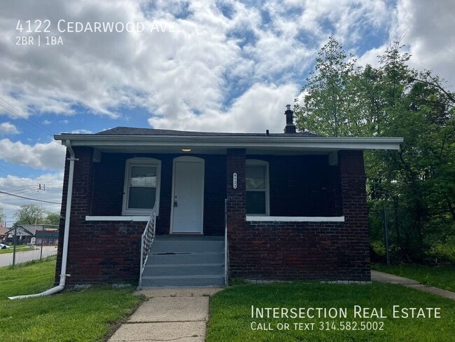 Foto del edificio - 4122 Cedarwood Ave