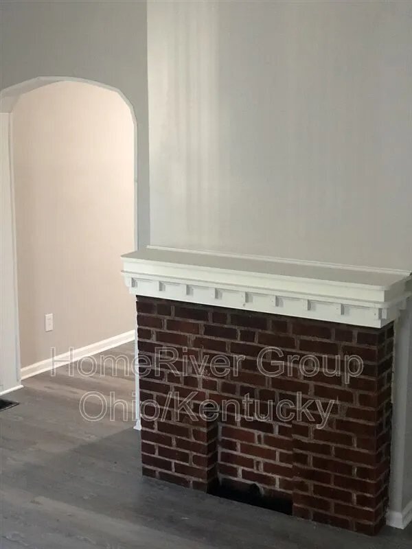 Foto del edificio - 352 S Oakley Ave