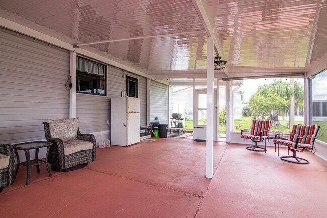 Foto del edificio - 3146 Longview Dr