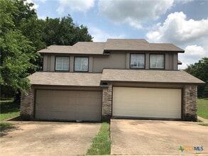 Building Photo - 115 Crest Dr