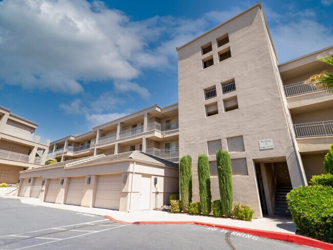 Foto del edificio - Views! Views!! Views!!!