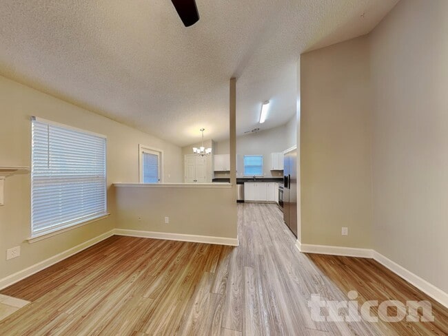 Foto del edificio - 2668 Captains Watch Rd NE