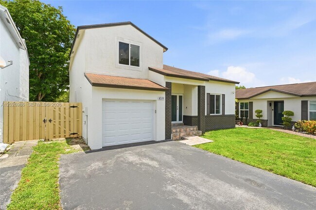 Foto del edificio - 8219 NW 192nd Terrace