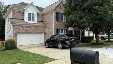 Building Photo - 17239 Knoxwood Dr