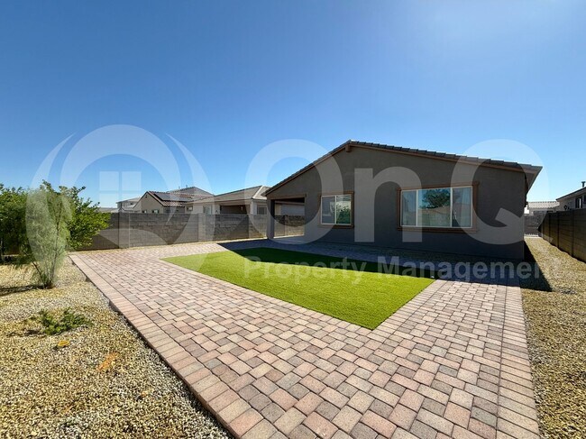 Foto del edificio - 12742 W Tuckey Ln