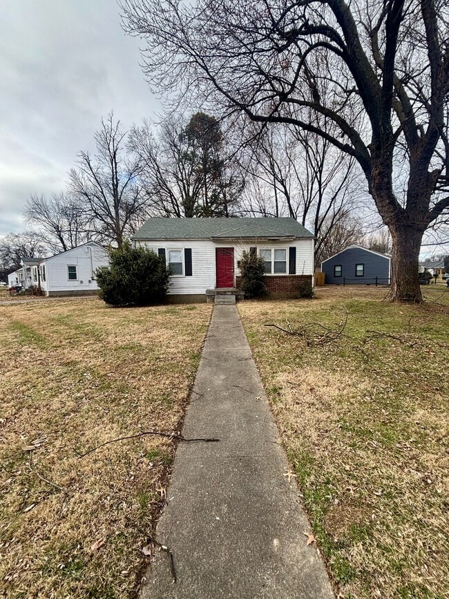 Photo - 1700 Sonne Ave (Louisville, KY) House