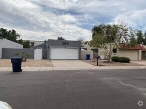 Building Photo - 1843 W El Monte Pl