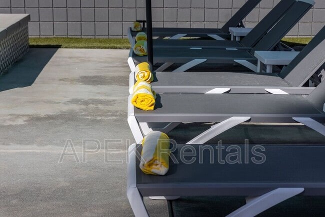 Foto del edificio - 980 N Buttonwillow Cir