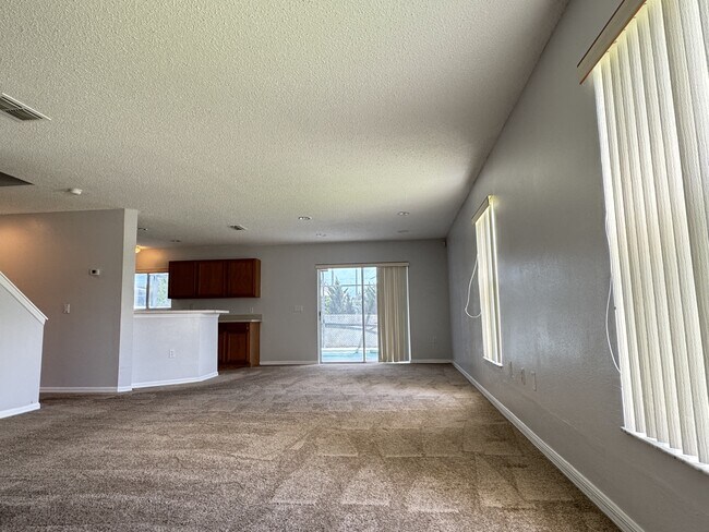 Building Photo - 510 Rena Dr