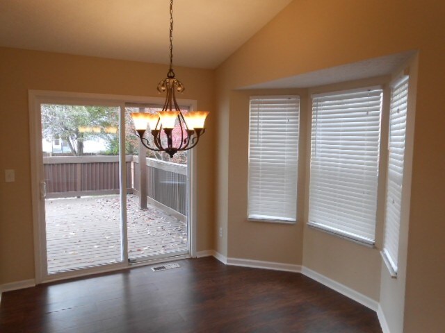 Foto del edificio - 6693 Jennyann Way