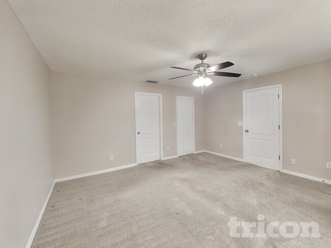 Foto del edificio - 21 Zorach Pl